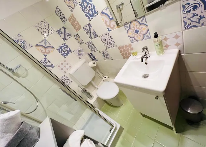 Crops 14 Apartment *